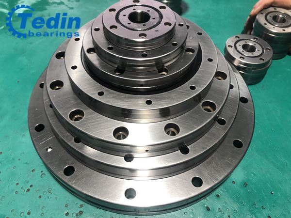 RU crossed roller bearing RU crossed roller bearing