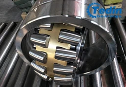 Jenis CA Spherical Roller Bearing